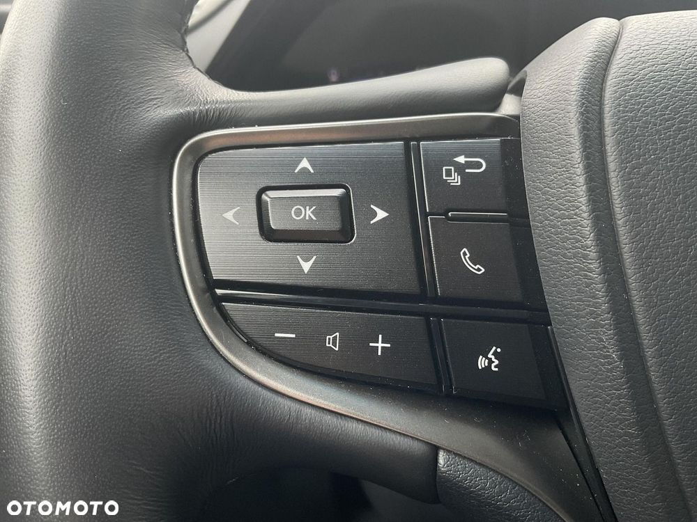 Lexus ES 300h F Sport Design - 22