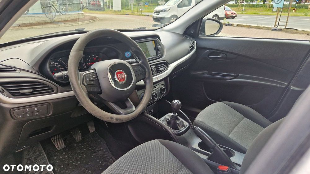 Fiat Tipo 1.4 16V Easy - 12