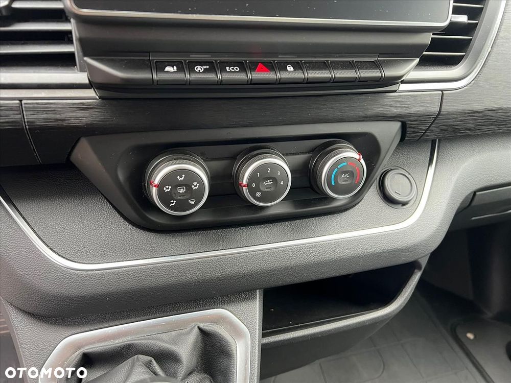 Renault trafic - 18