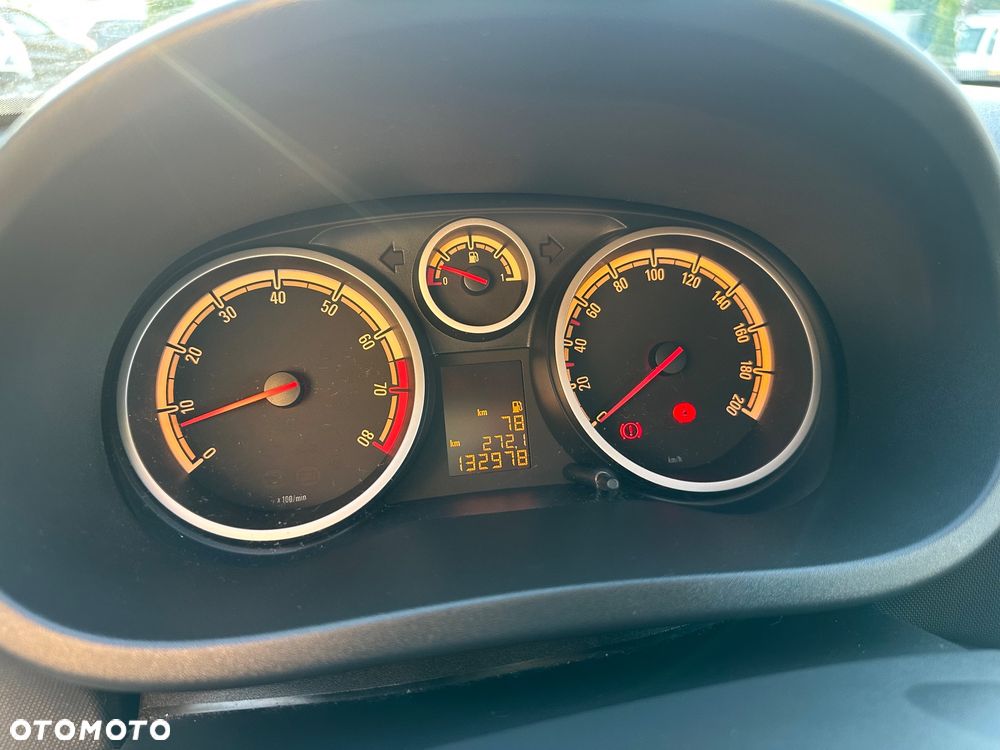 Opel Corsa 1.2 16V Enjoy - 5