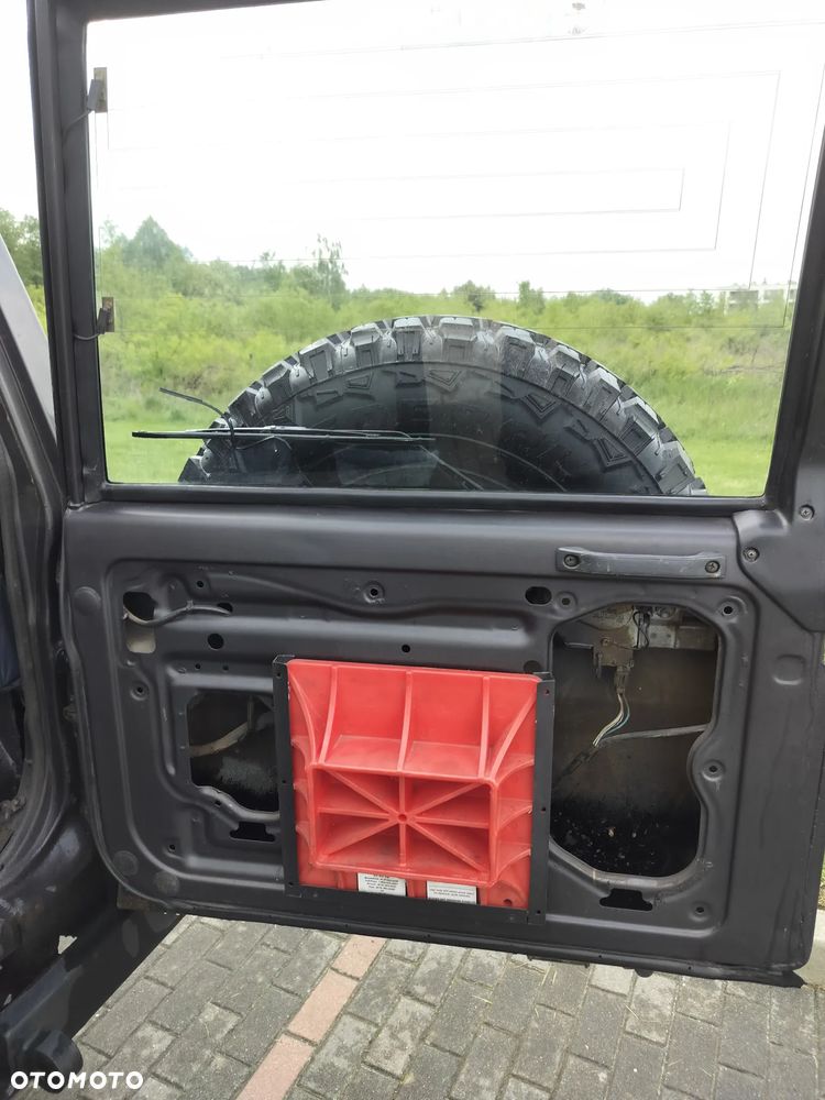 Toyota Land Cruiser - 18