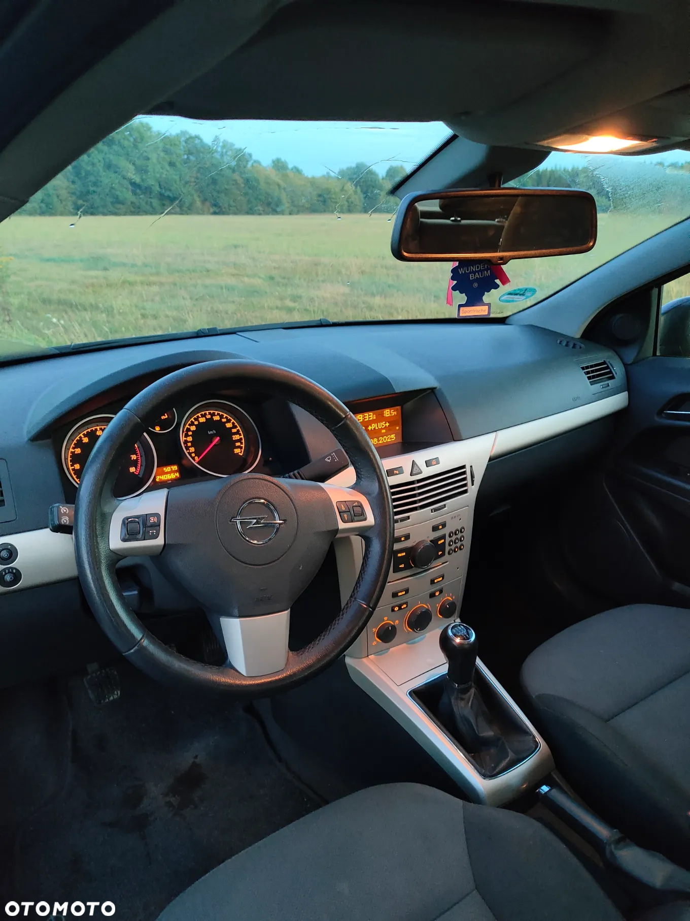 Opel Astra GTC 1.4 - 6