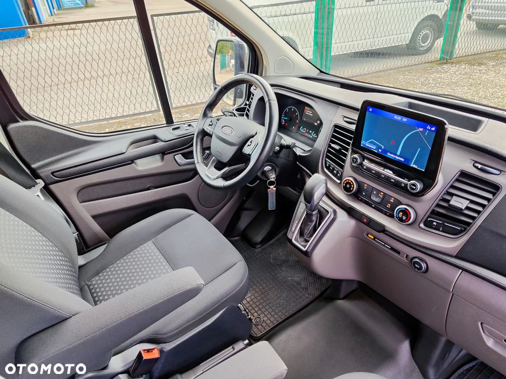 Ford Transit Custom - 13