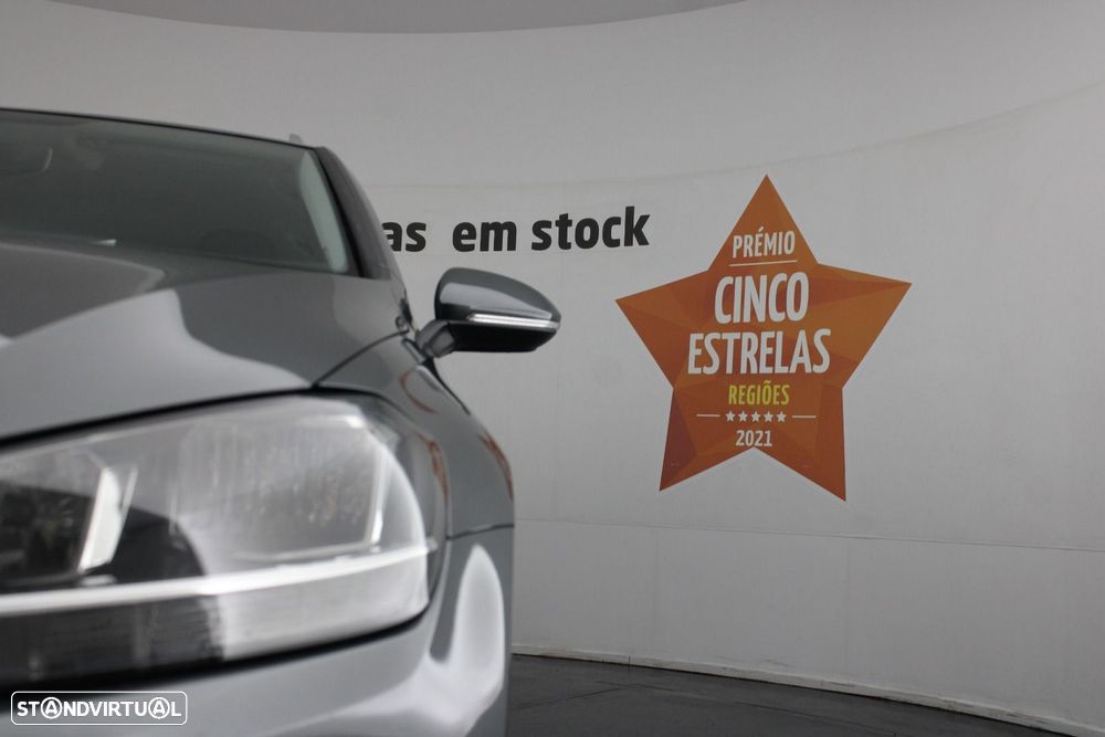 VW Golf Variant 1.6 TDi Confortline - 29