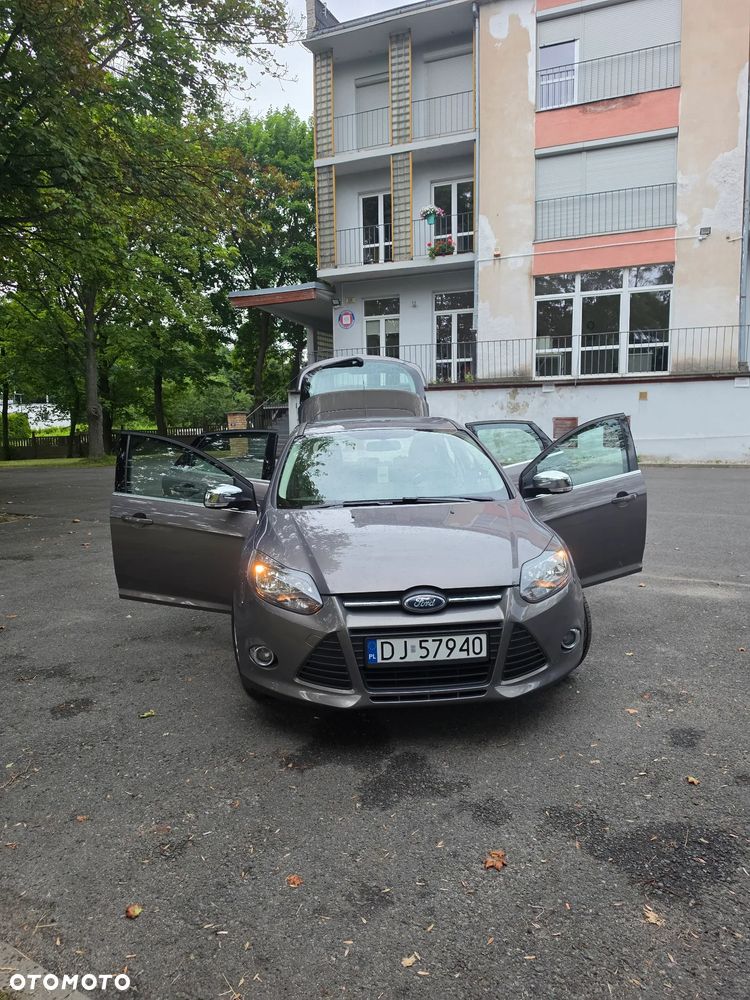Ford Focus 1.6 Ambiente - 9