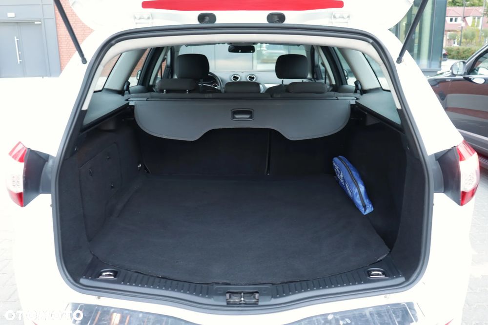 Ford Mondeo 2.0 TDCi Titanium X - 32