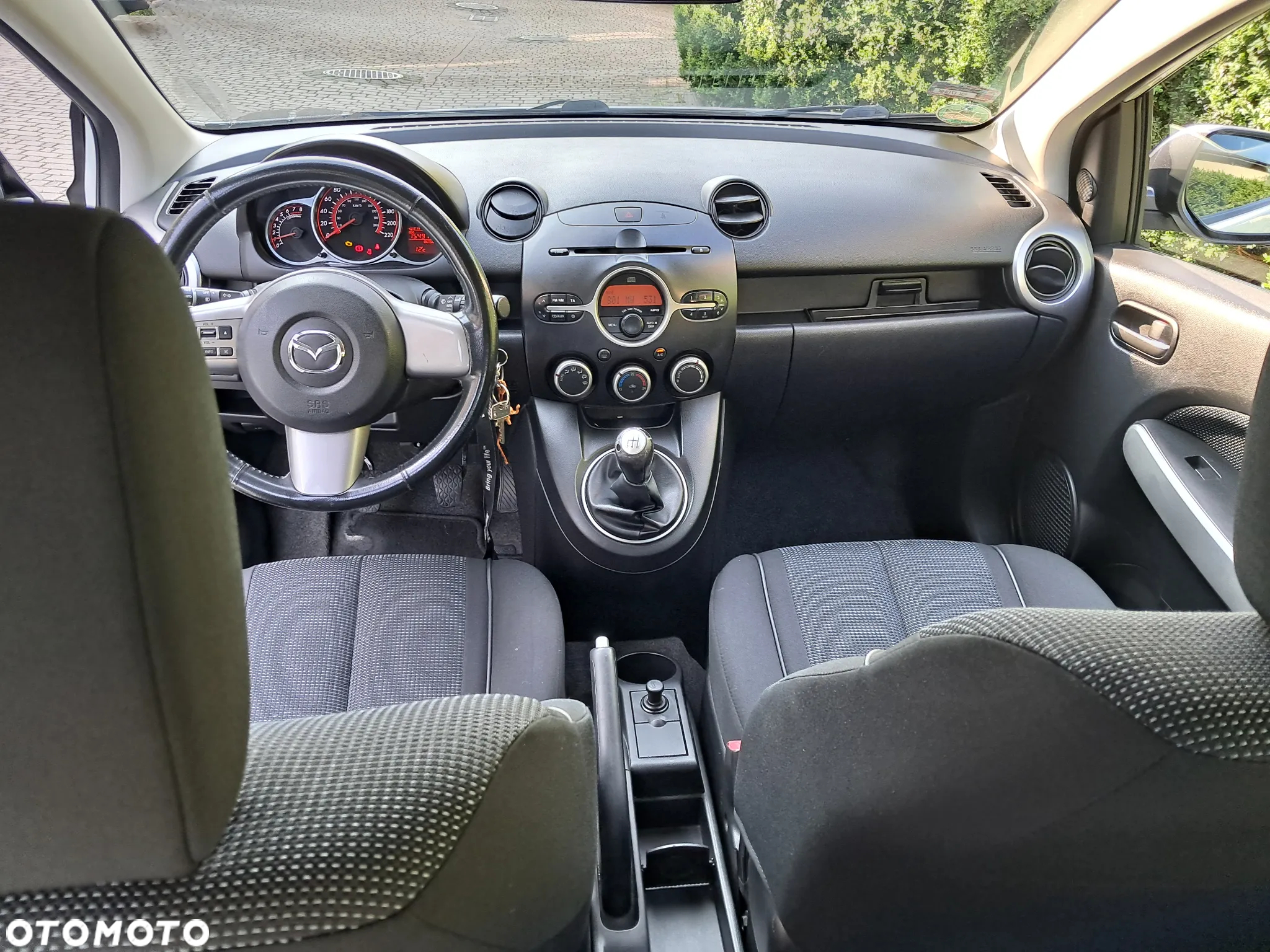 Mazda 2 1.3 Exclusive - 9