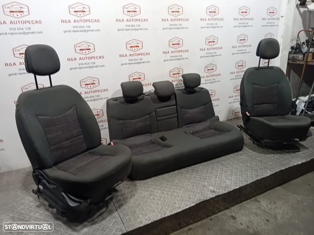 Conjunto de Bancos Renault Laguna II em Tecido Original - 13