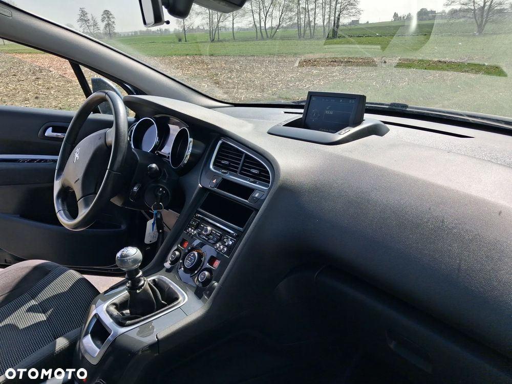 Peugeot 5008 HDI 115 Access - 6