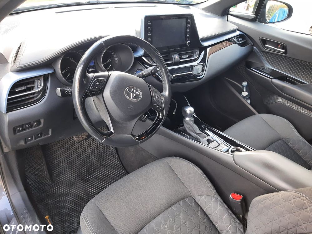 Toyota C-HR - 5