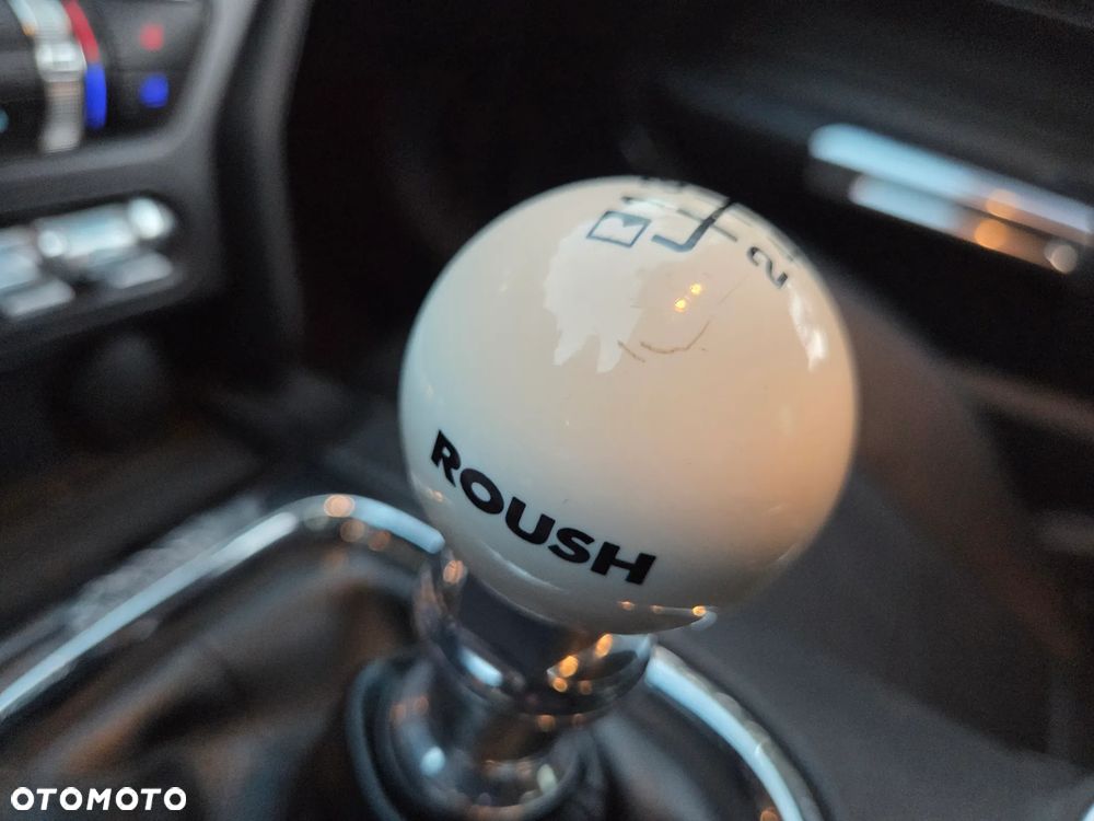 Ford Mustang 2.3 EcoBoost - 17