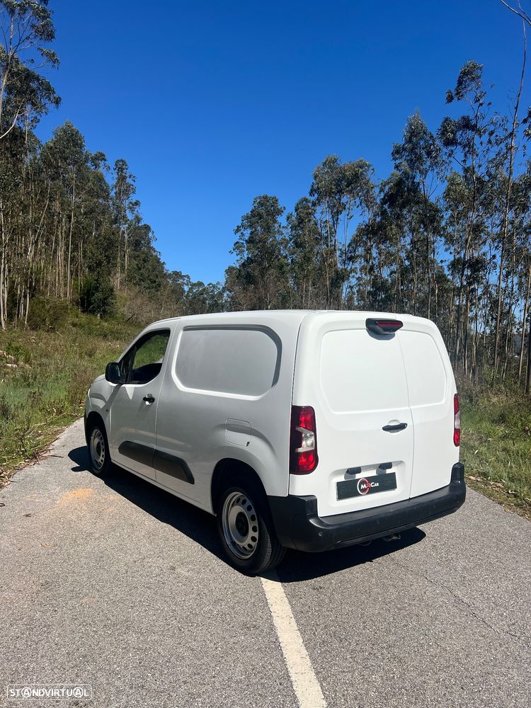 Peugeot Partner Asphalt - 4