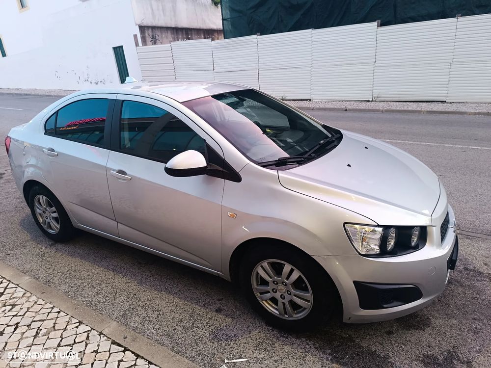 Chevrolet Aveo 1.3 VCDi LTZ - 2