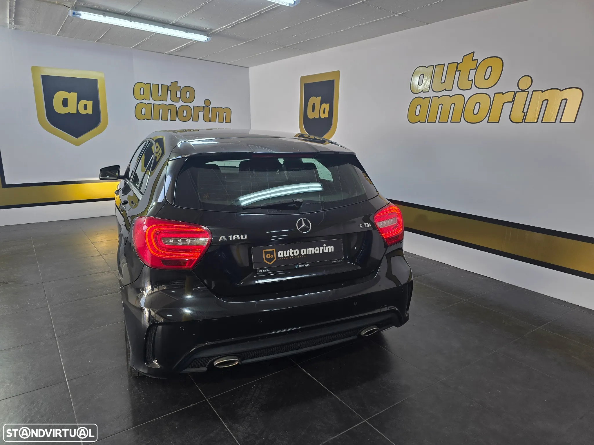 Mercedes-Benz A 180 CDi BE AMG Line - 14