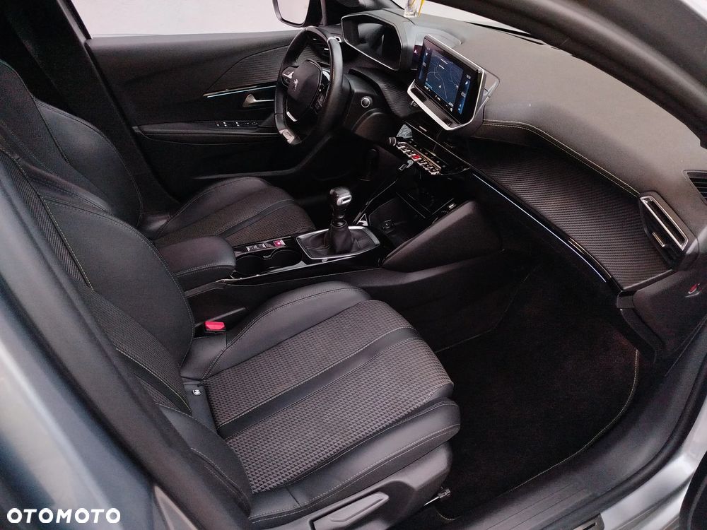 Peugeot 208 PureTech 100 GT - 10