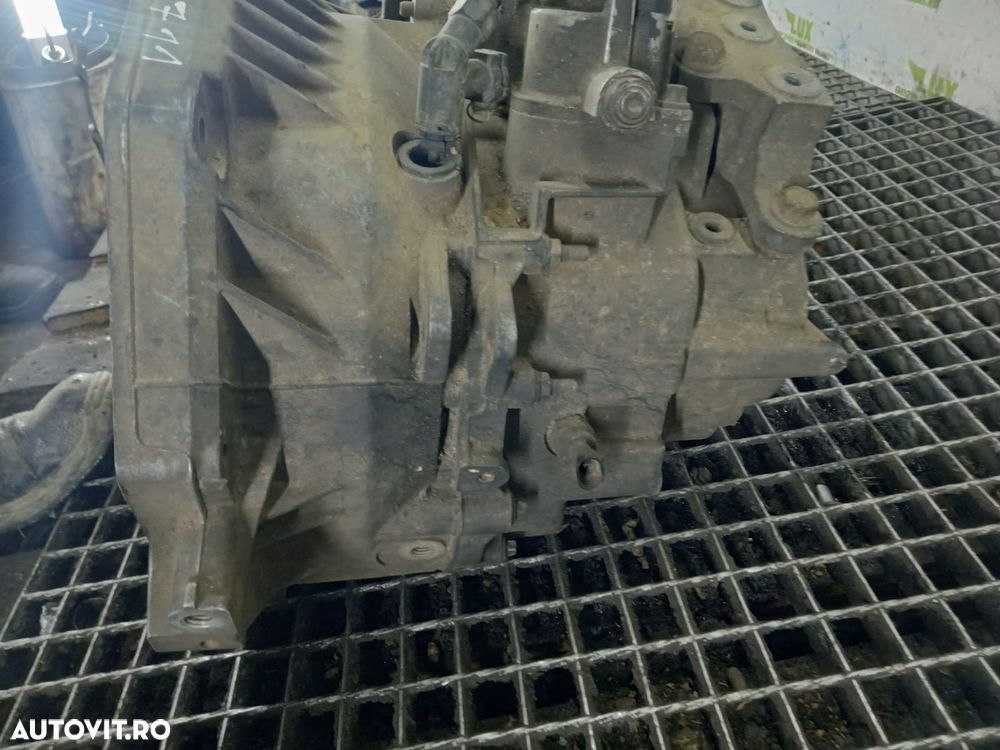 Cutie viteze manuala 6 trepte 2.2 cdti Opel Antara 1 [facelift] [2011 - 5