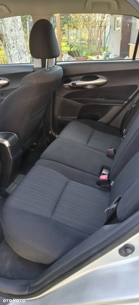 Toyota Auris 1.6 Premium - 2
