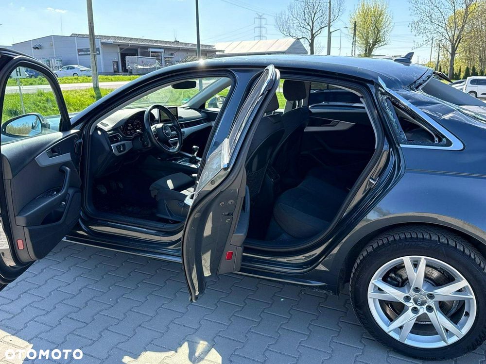 Audi A4 Limousine - 14