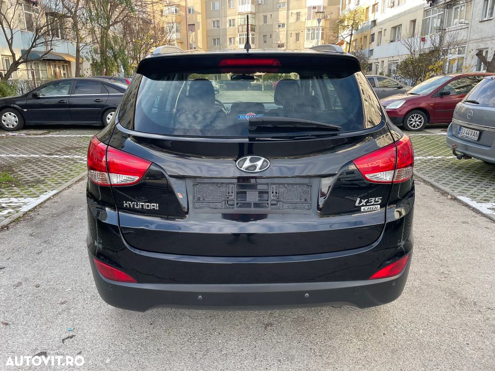 Hyundai ix35 1.7 CRDI 2WD blue Finale Gold - 10