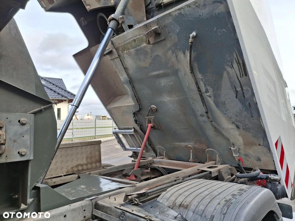 Mercedes-Benz Atego 1524 Zamiatarka BUCHER CityFant 60 2 Silniki Tylna Oś Na Poduszkach Zamiatarka Uliczna Sprzątanie Zamiatanie - 17