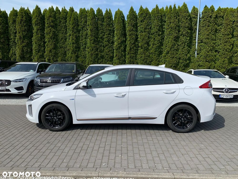 Hyundai IONIQ Style - 4