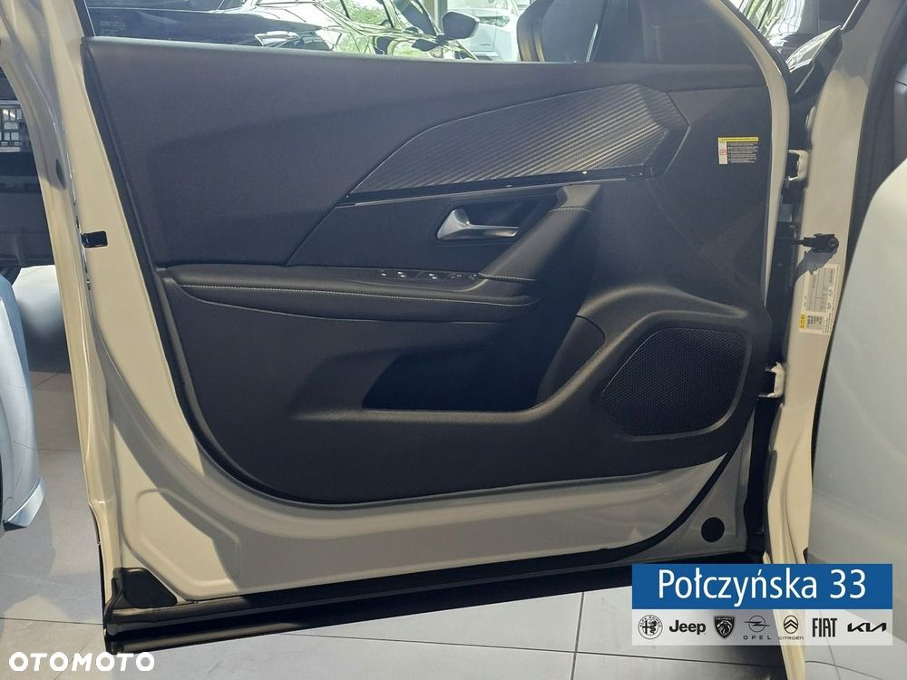 Peugeot 2008 - 8