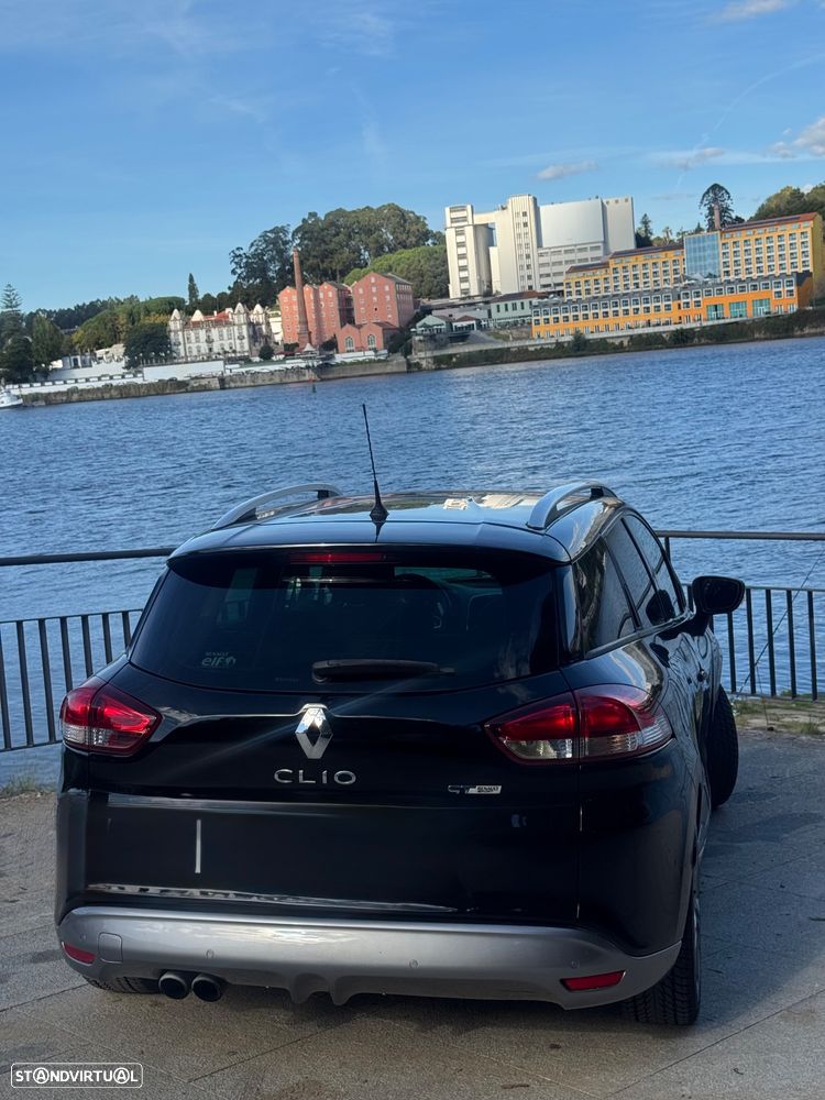 Renault Clio - 8