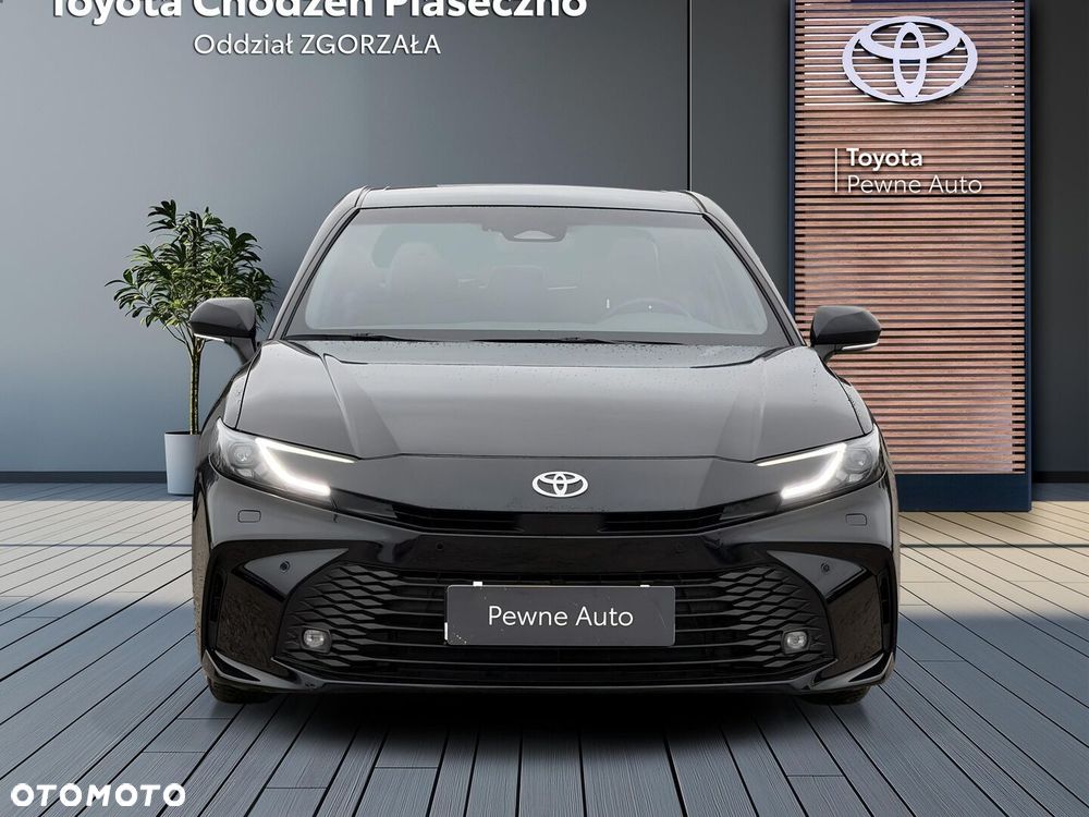 Toyota Camry - 9