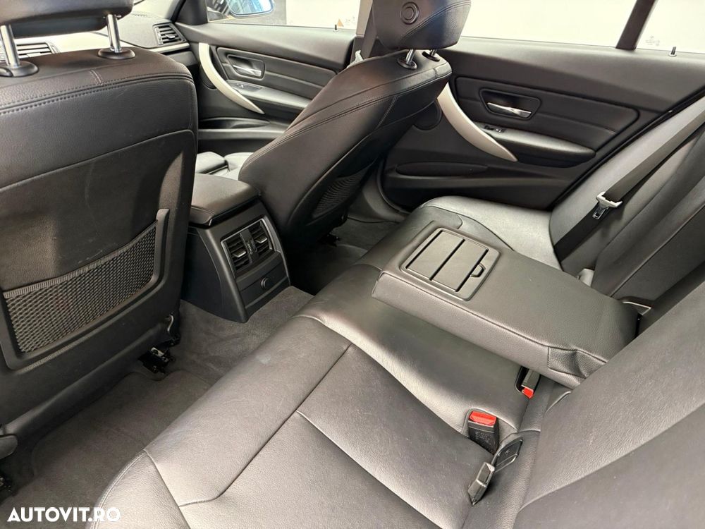 BMW Seria 3 318i Aut. - 6