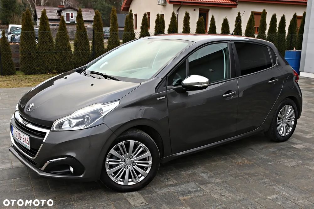 Peugeot 208 1.2 PureTech Style - 11