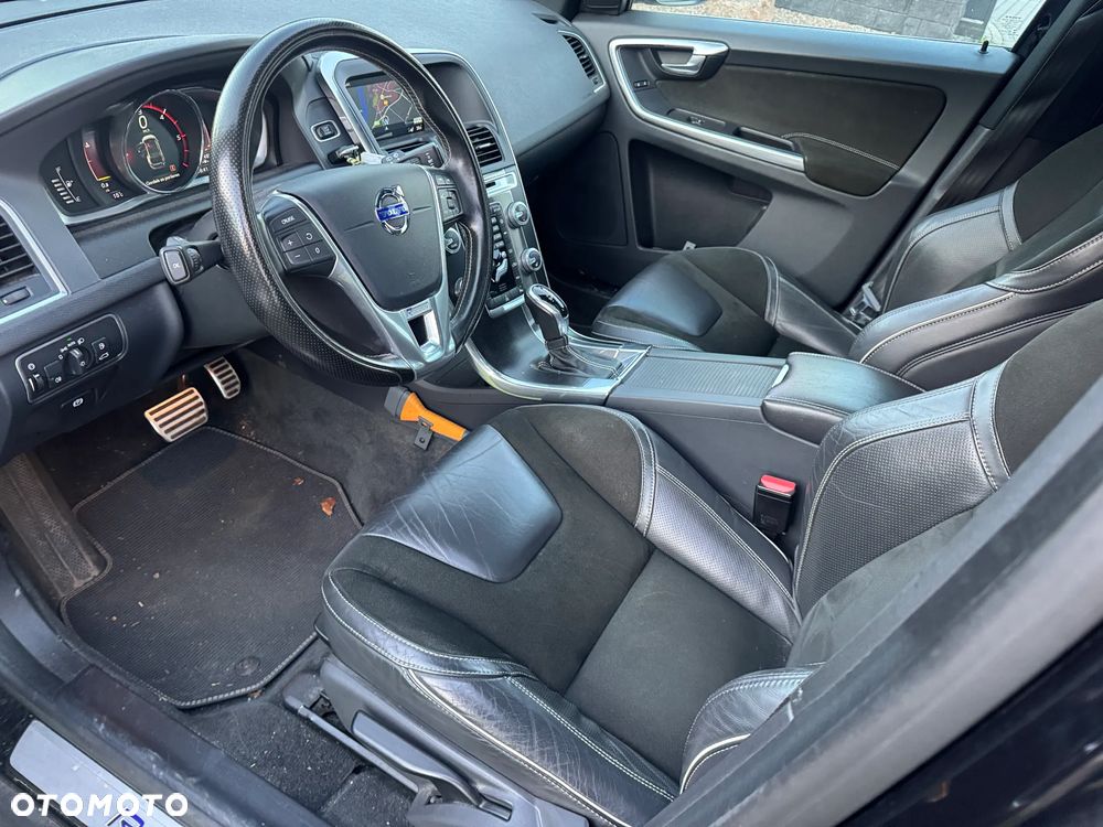 Volvo XC 60 D4 Geartronic RDesign - 12