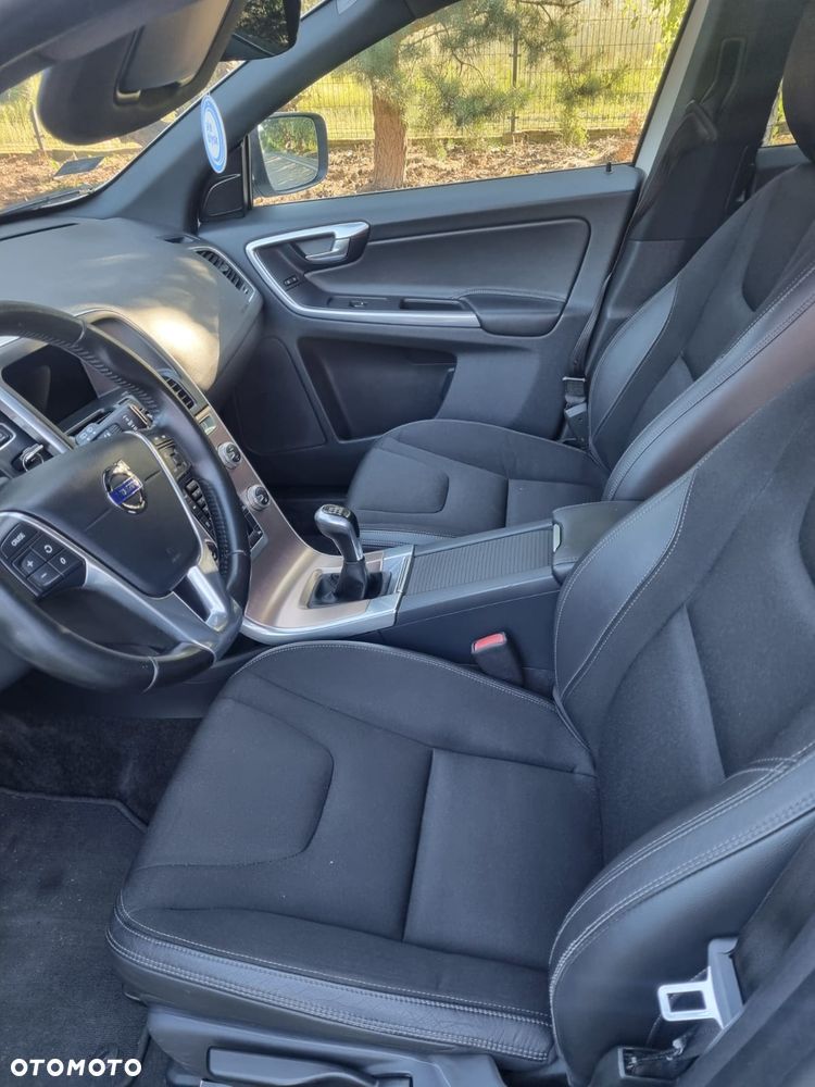 Volvo XC 60 D4 Drive-E Momentum - 7