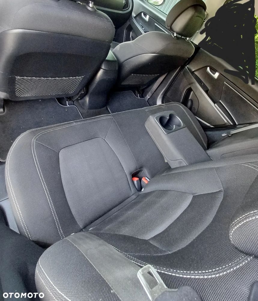 Kia Sportage 1.7 CRDI 2WD ISG Dream-Team Edition - 19