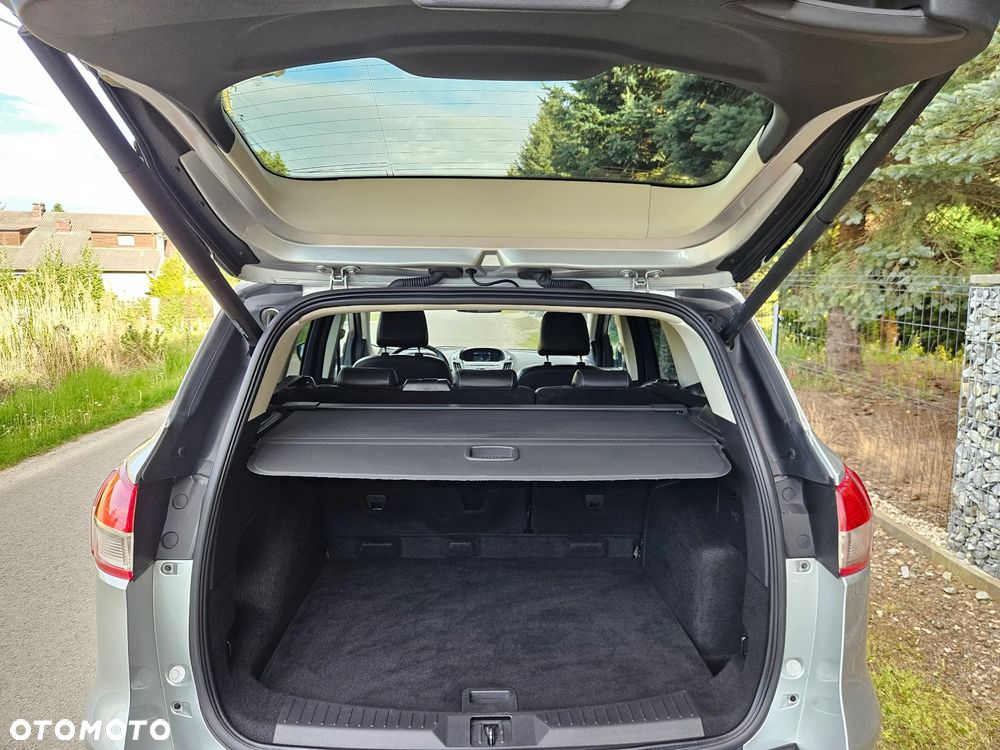Ford Kuga 2.0 TDCi 4x4 Titanium - 36