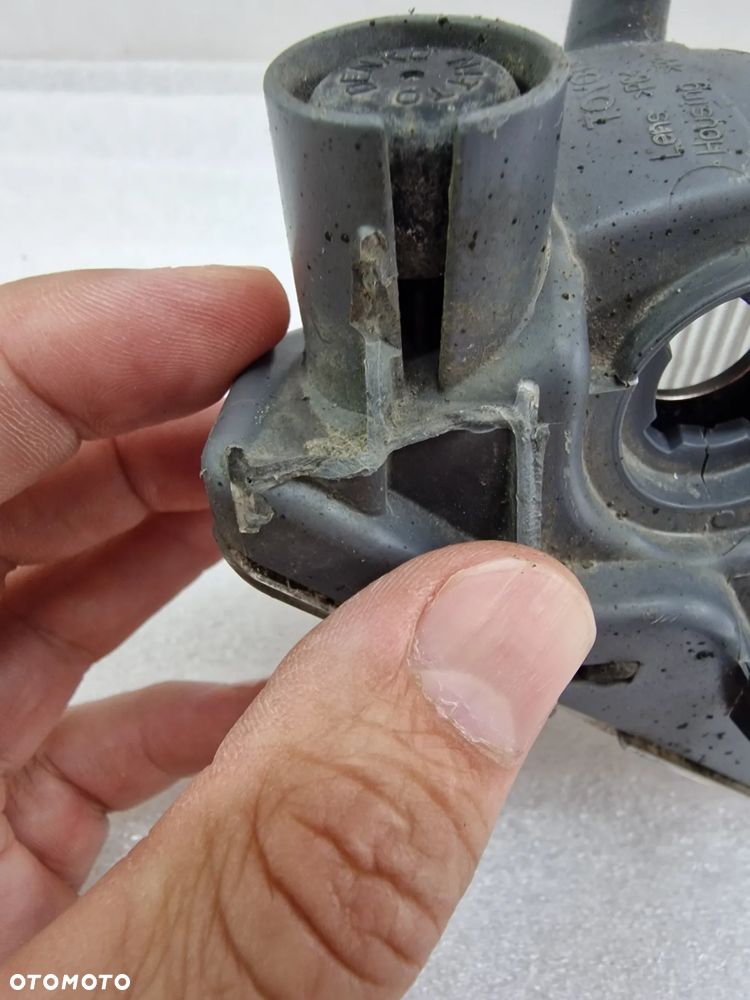 TOYOTA RAV4 4 IV LIFT 15- PRAWE ŚWIATŁO TYLNE PRZECIWMGIELNE , NR 8148042060 , NR AUKCJI LMT286 - 10