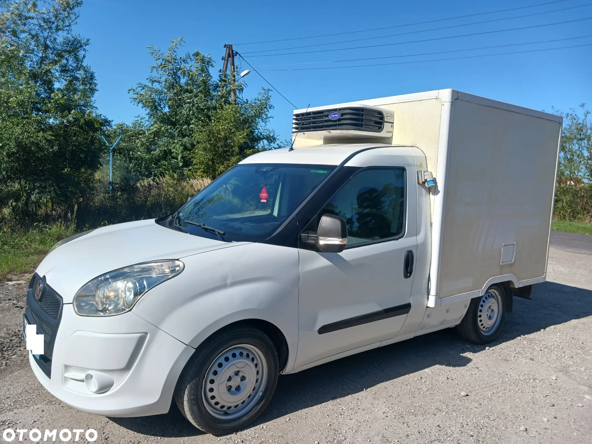 Fiat DOBLO 1.3 TDI 90KM 2014r Izoterma Chłodnia Mroźnia Agregat CARRIER Xarios 200 230V -29 +20 - 27