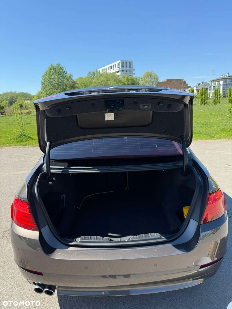 BMW Seria 5 - 16