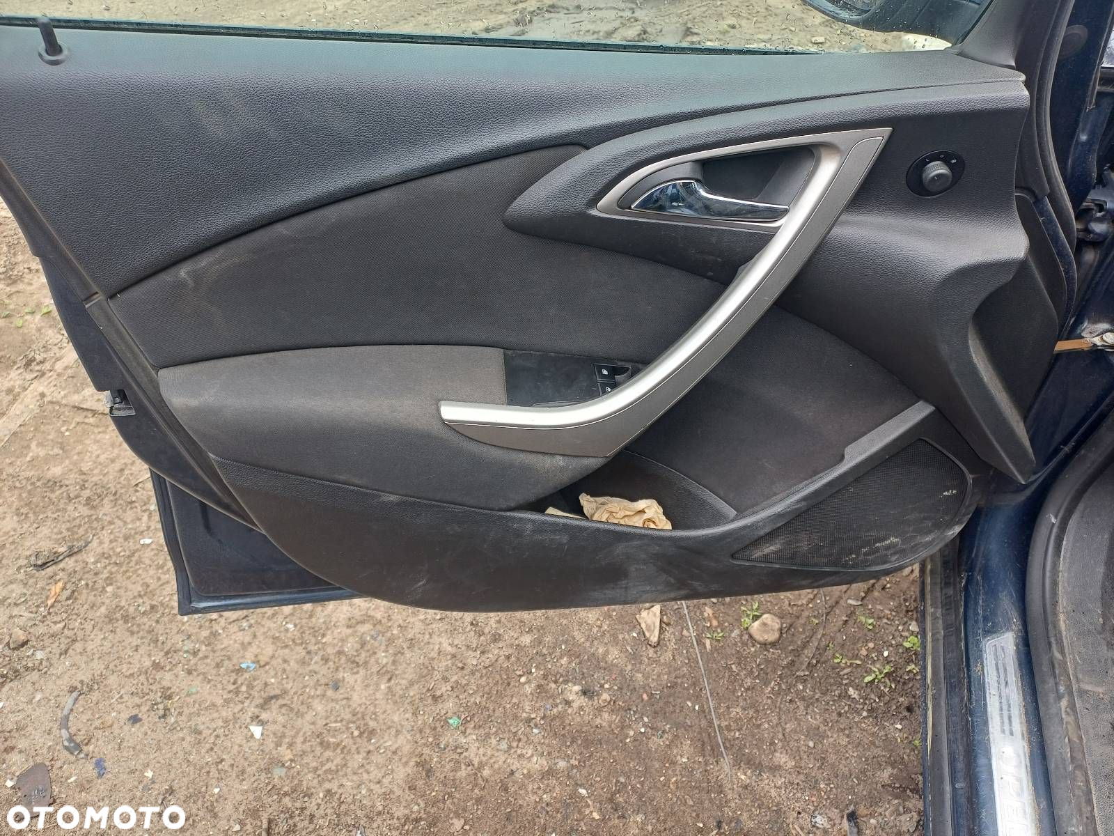 FOTELE KOMPLET LEWY PRAWY KANAPA TYŁ + BOCZKI OPEL ASTRA J HB 5D - 7