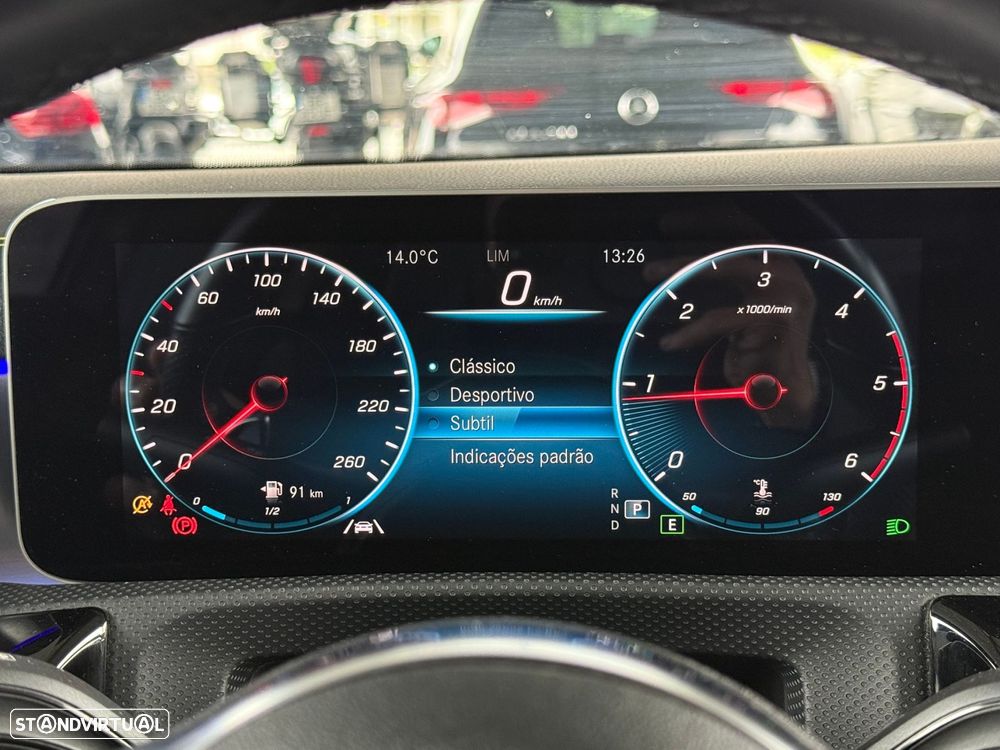 Mercedes-Benz A 180 d AMG Line Aut. - 53