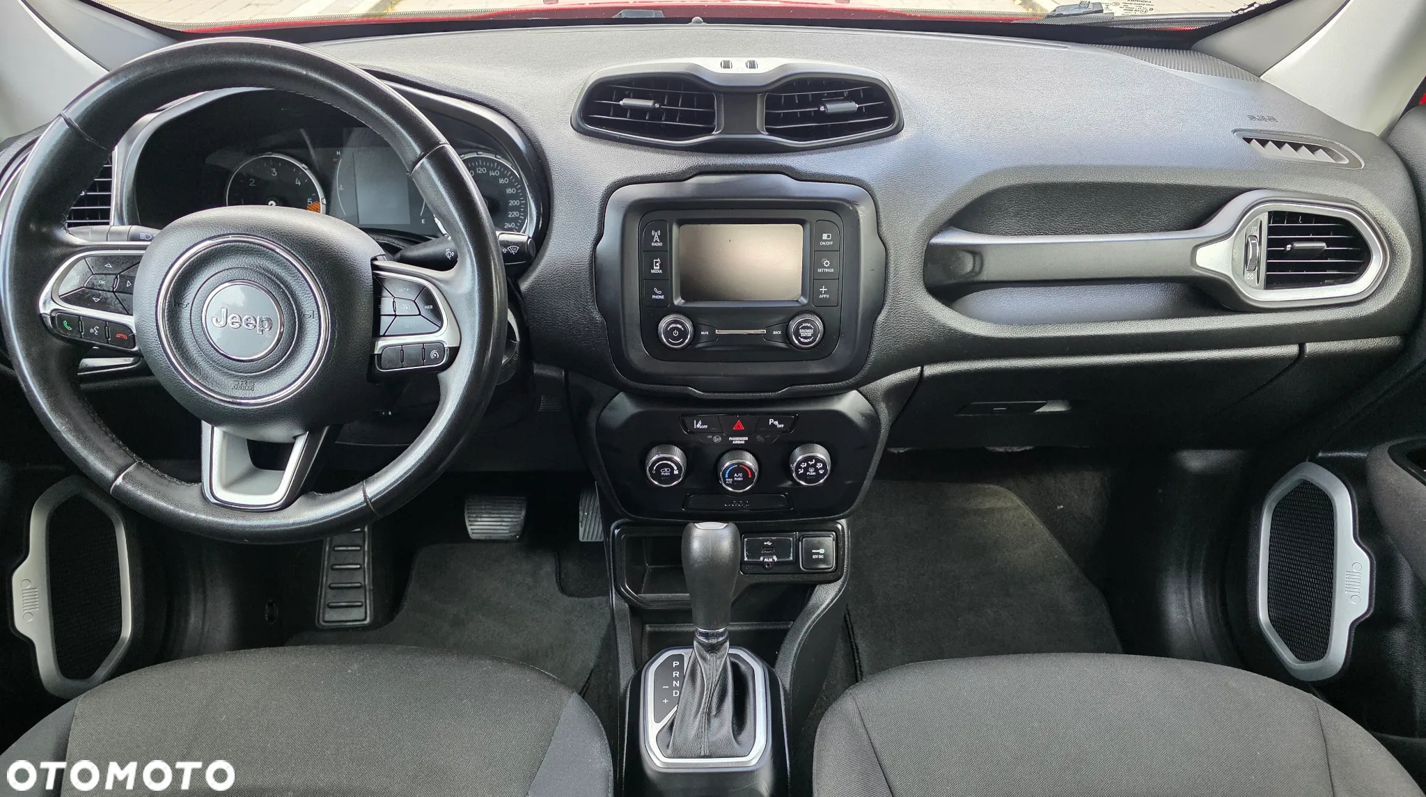 Jeep Renegade 1.6 MultiJet DSG Limited - 20