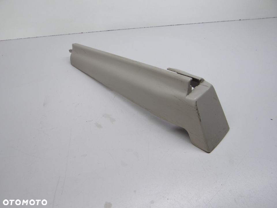 Mercedes ML W164 Listwa koslona szyny fotela prawa 1649194820 - 1
