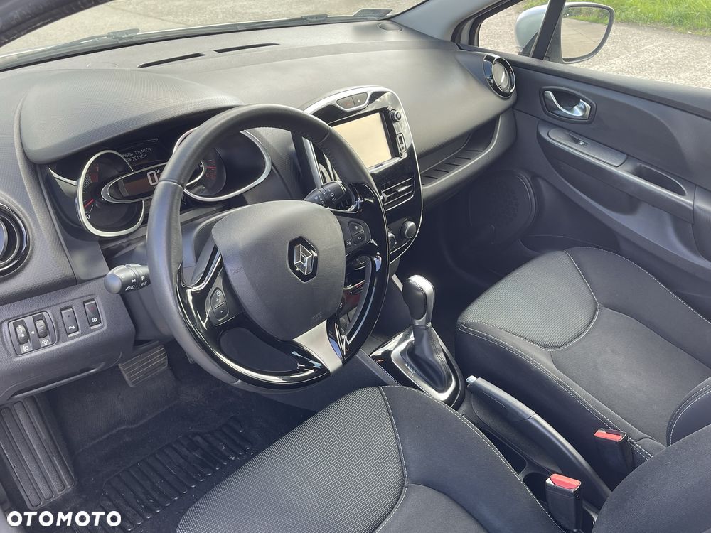 Renault Clio - 5