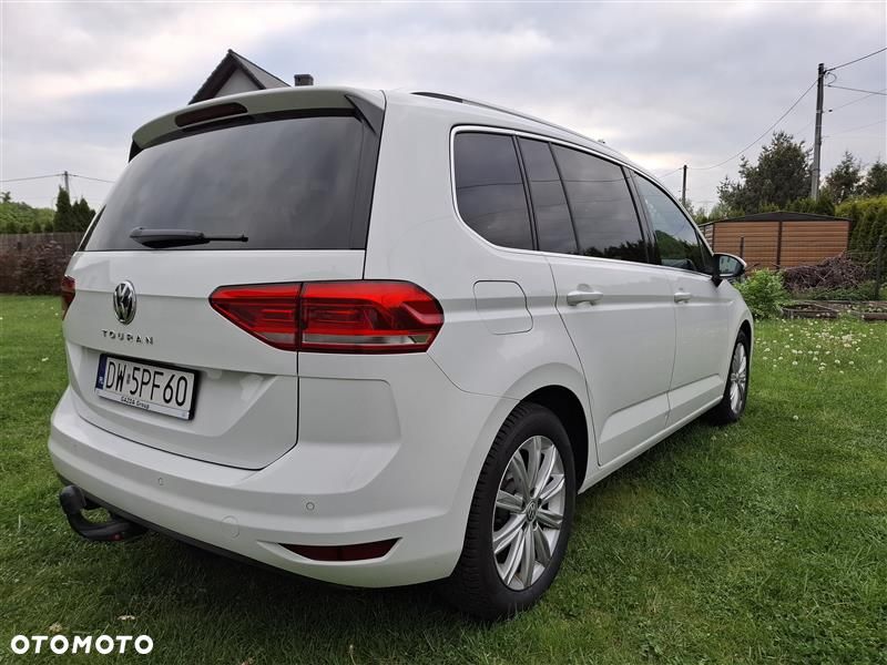Volkswagen Touran 1.4 TSI BMT Comfortline DSG - 4