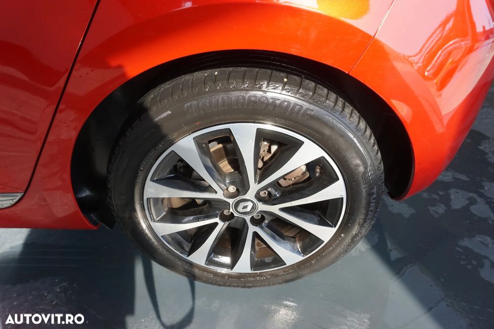 Renault Clio V E-Tech 145 Techno - 14