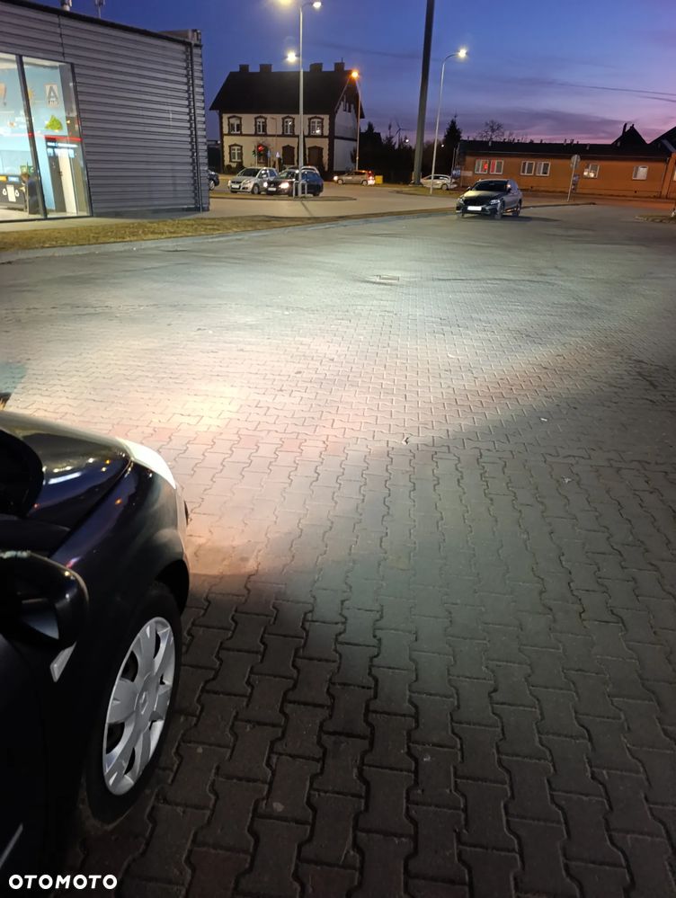 Renault Scenic 1.9 dCi FAP Conquest - 9