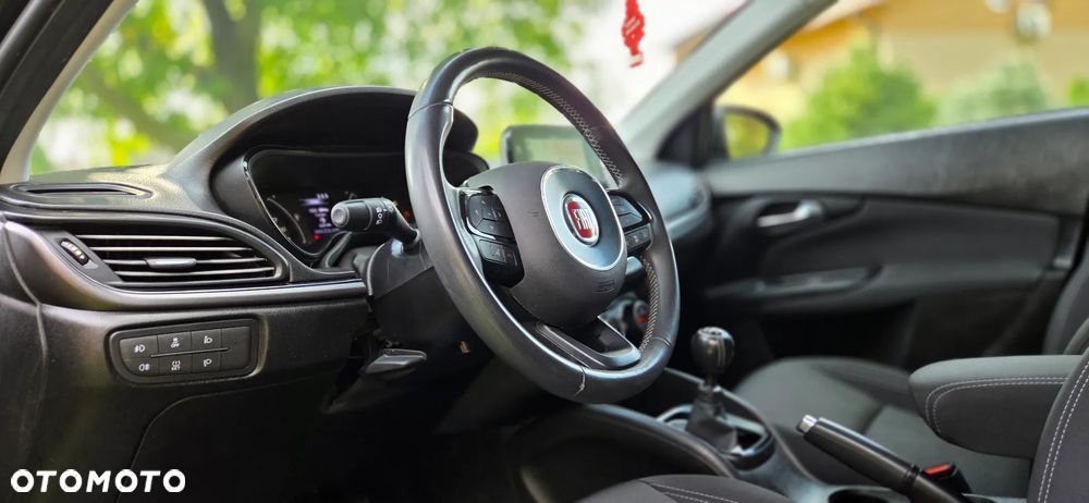 Fiat Tipo 1.4 T-Jet 16v S-Design - 22