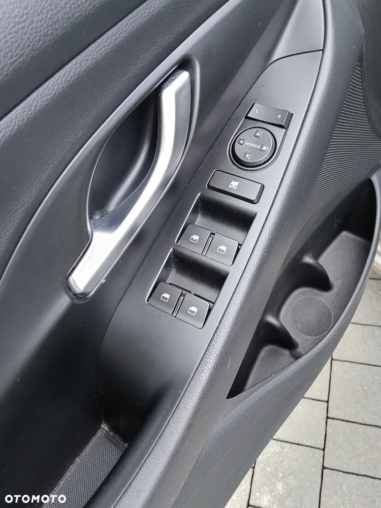 Hyundai i30 - 9