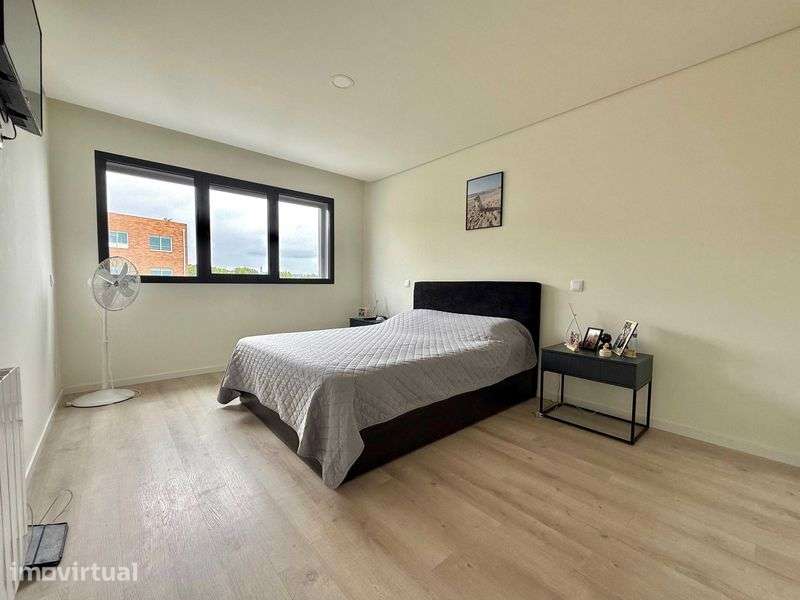 Apartamento T3 - Como novo - Vila Nova de Gaia - Grande imagem: 4/9