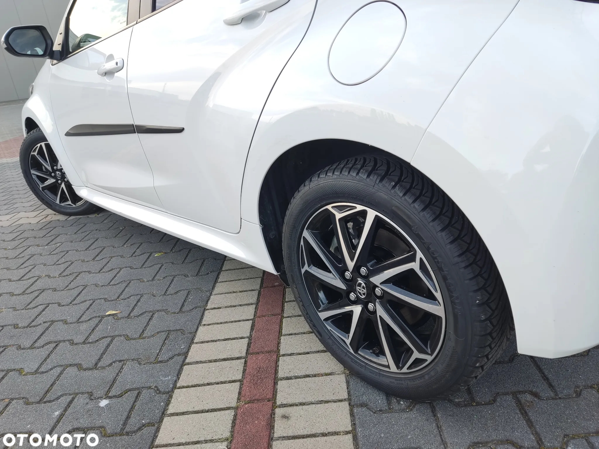 Toyota Yaris Hybrid 1.5 Executive - 9