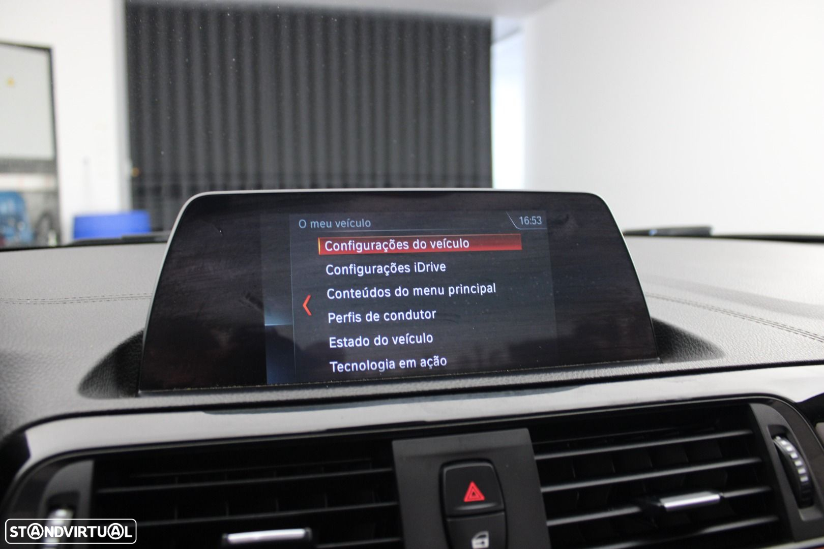 BMW 218 d Cabrio Advantage Auto - 18
